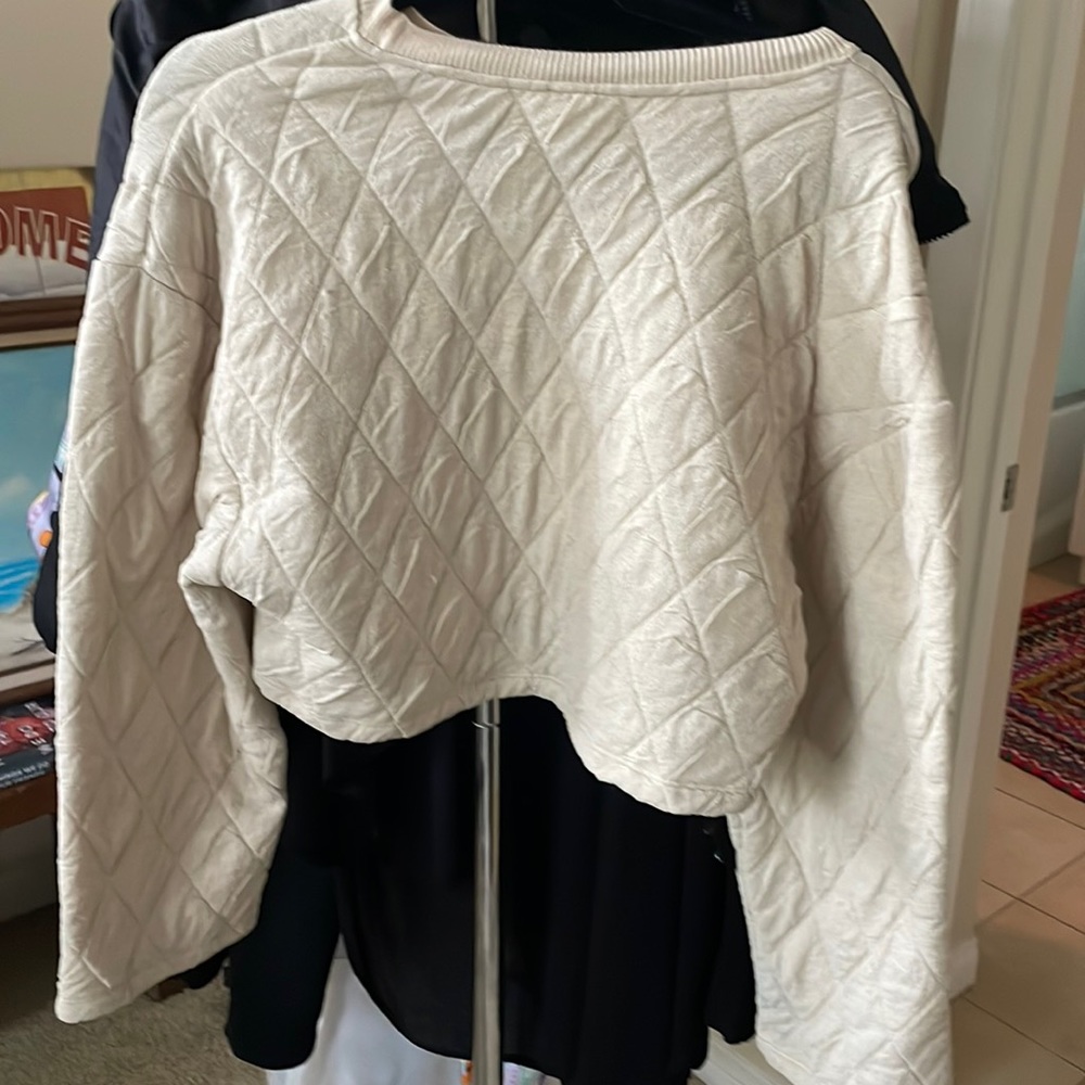 Beautiful blouse / long sleeve from Zara’s Size M (oversized fit)